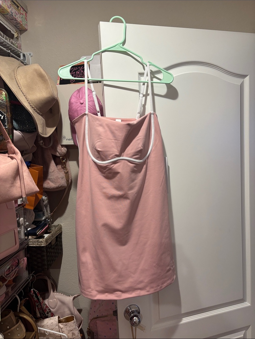 Alo Yoga Airbrush Streamlined Dress- Vintage pink- size L
